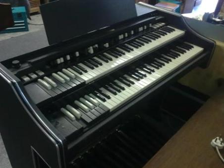 SPECIAL HAMMOND B3-R4  ORGAN ONLY ONE IN SA
INSTALLED IN VEREENIGING